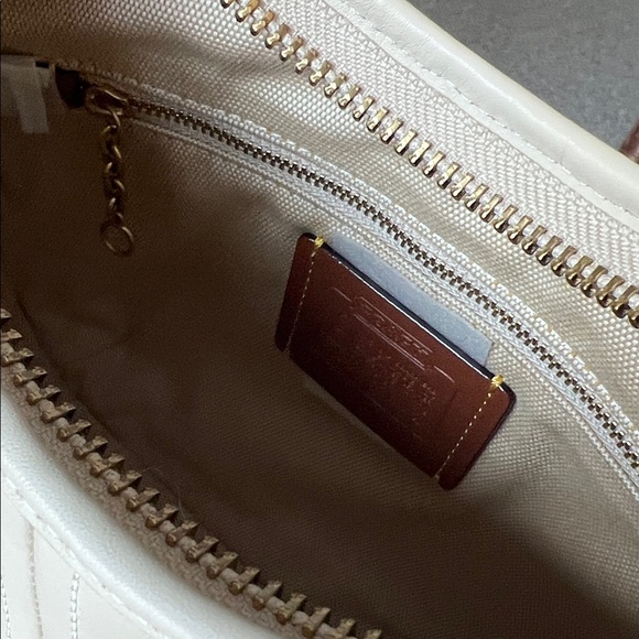 COACH Ergo C2265 - Picture 6 of 9